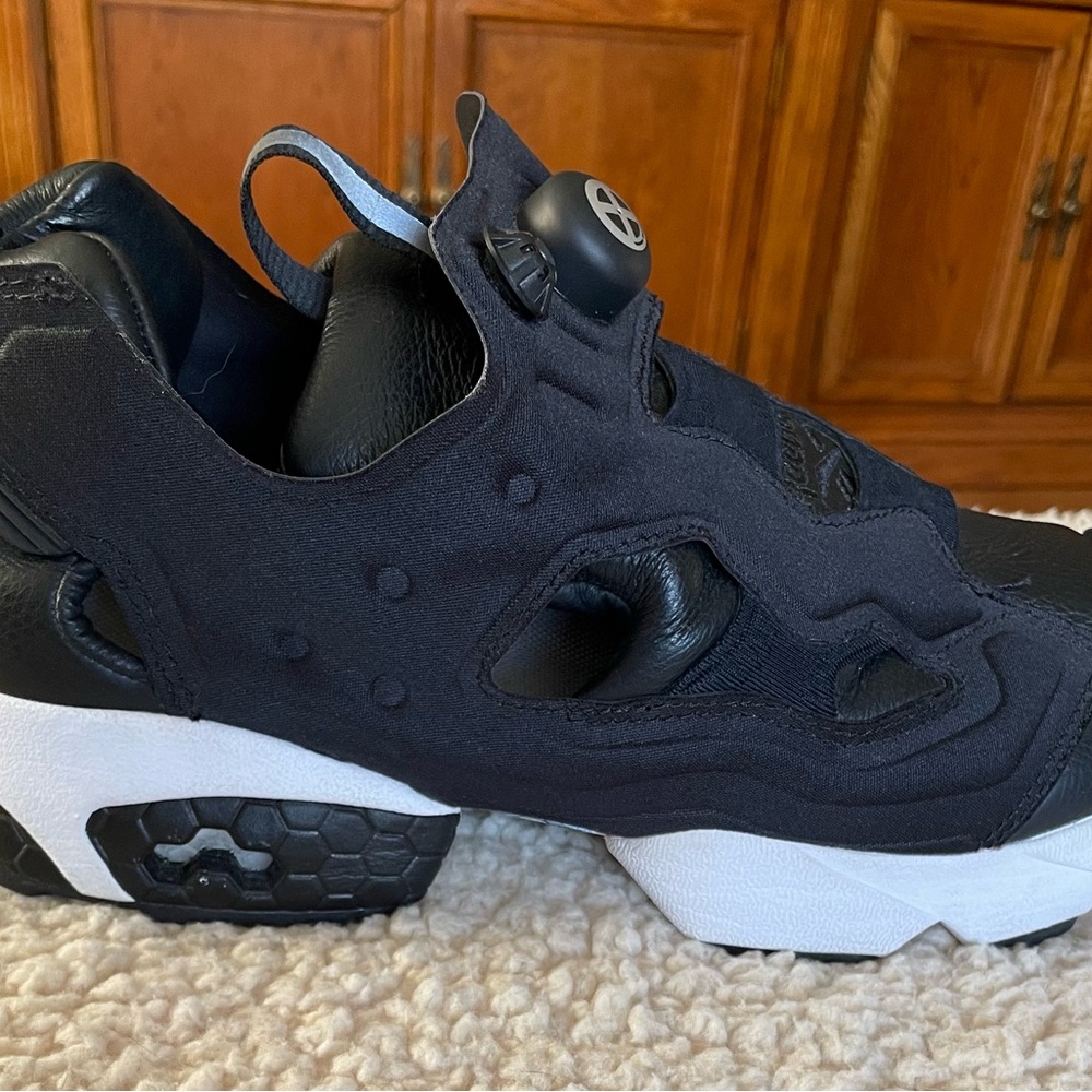 Reebok Bounty Hunter x Atmos x Packer x InstaPump Fury Black White, Size 9 - Picture 8 of 13